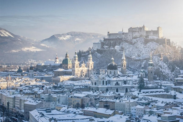 زمستان‌ طولانی از مشکلات زندگی در اتریش